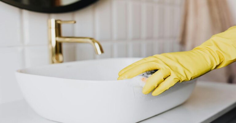 How To Clean Wash Basin